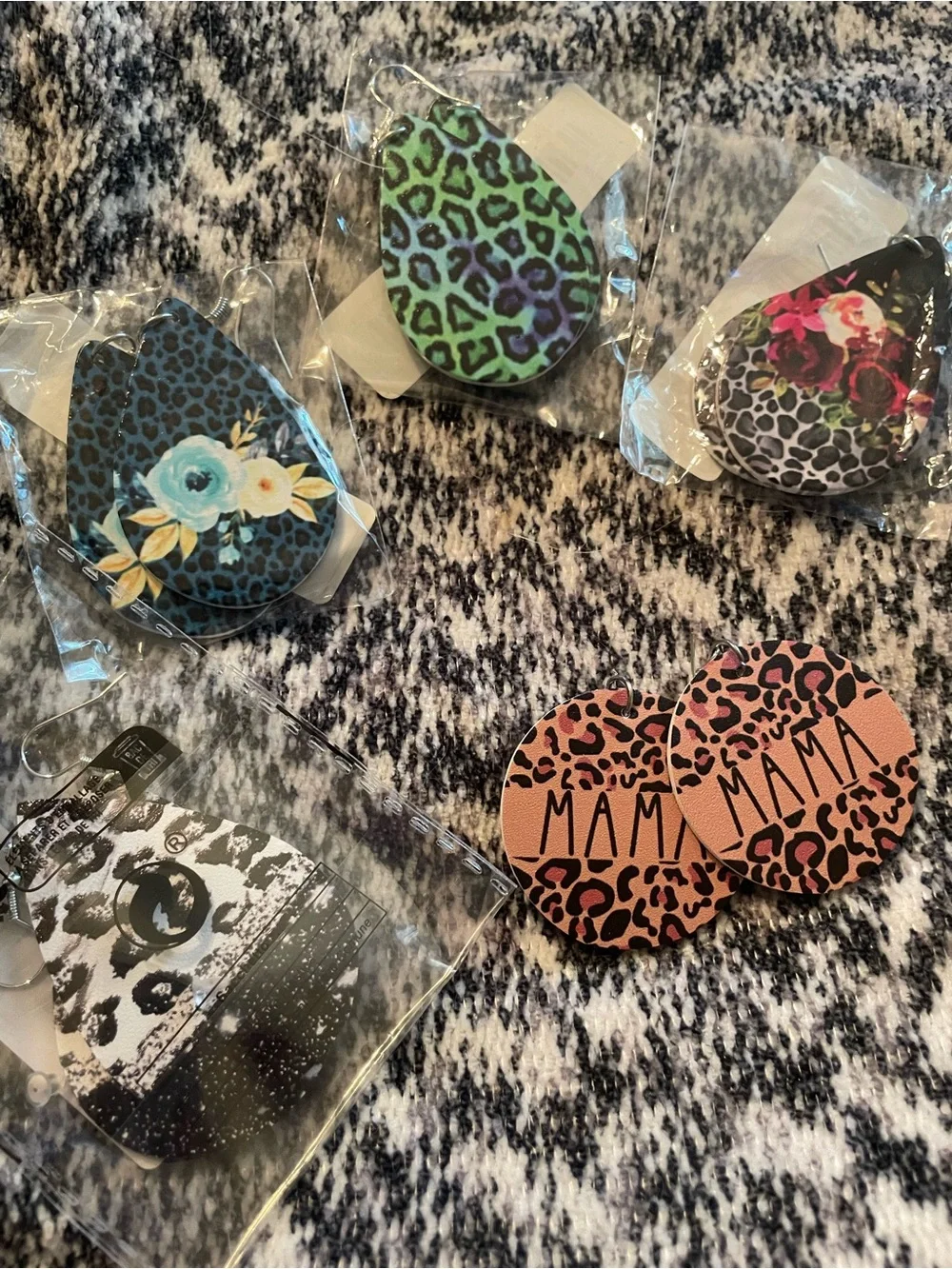Earring lot